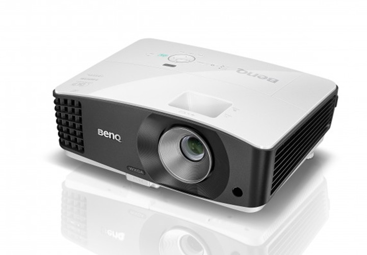 MW704 DLP方式プロジェクター